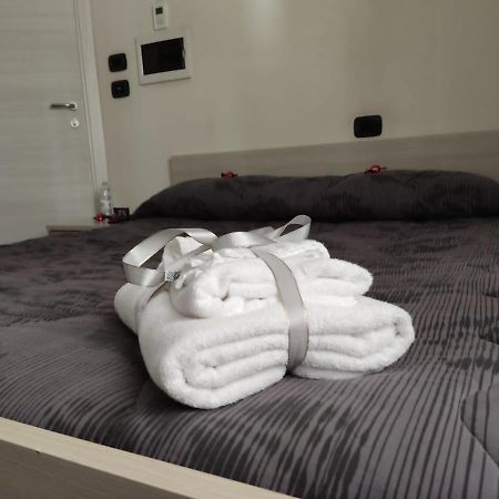 Civico 83 Bed & Breakfast Реджо ди Калабрия Екстериор снимка