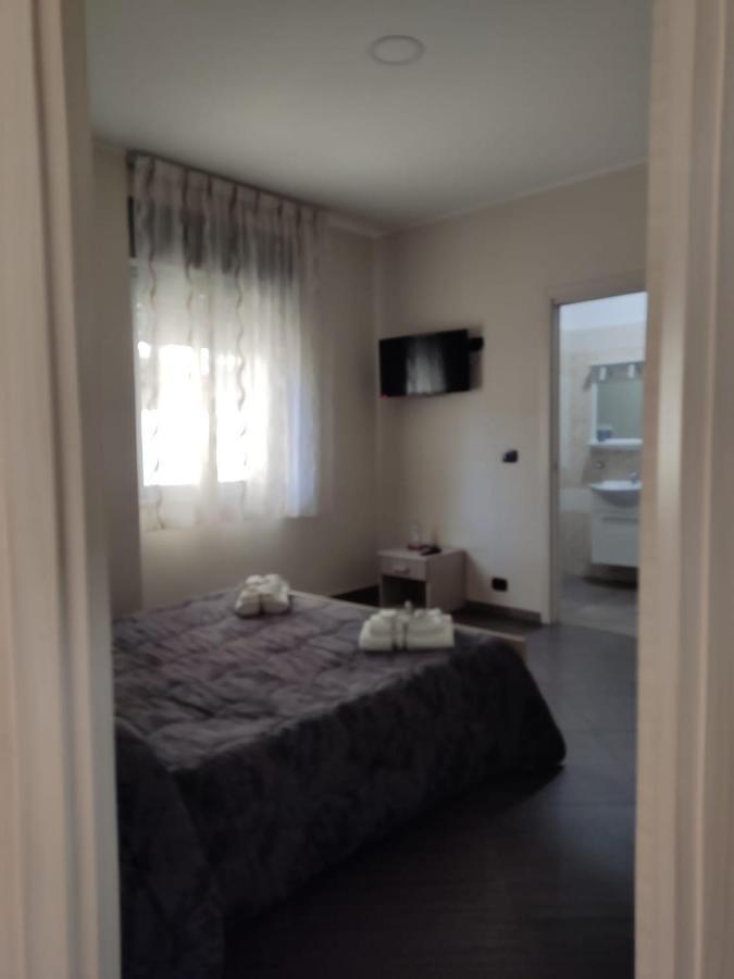 Civico 83 Bed & Breakfast Реджо ди Калабрия Екстериор снимка