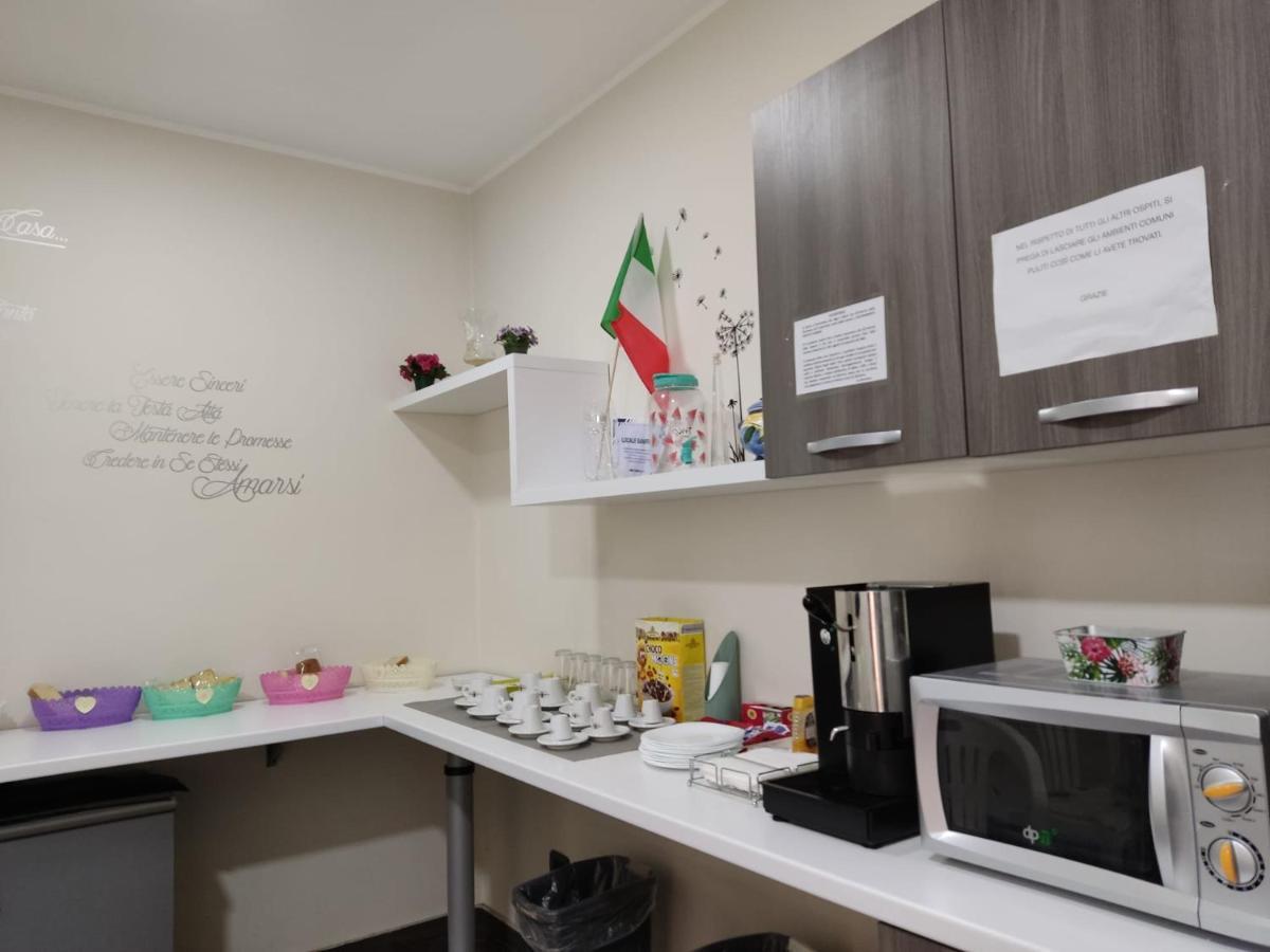 Civico 83 Bed & Breakfast Реджо ди Калабрия Екстериор снимка