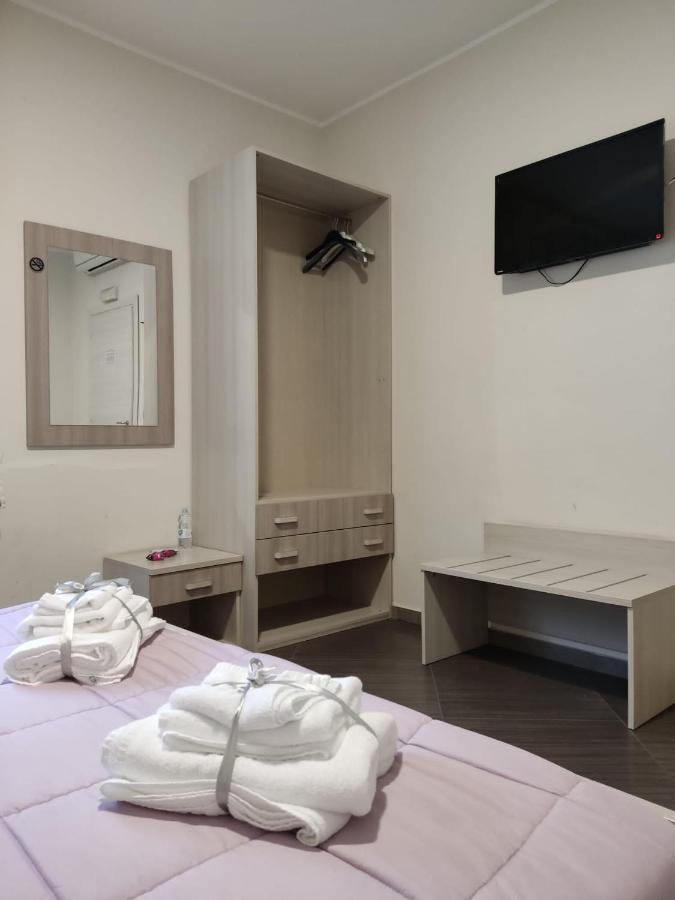 Civico 83 Bed & Breakfast Реджо ди Калабрия Екстериор снимка