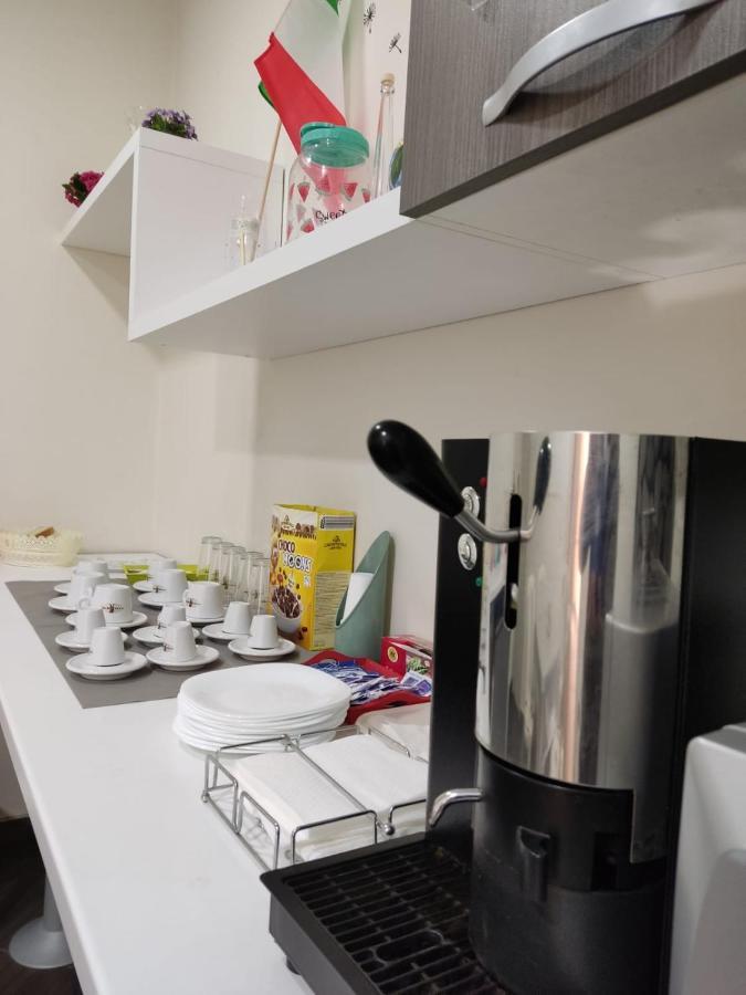 Civico 83 Bed & Breakfast Реджо ди Калабрия Екстериор снимка